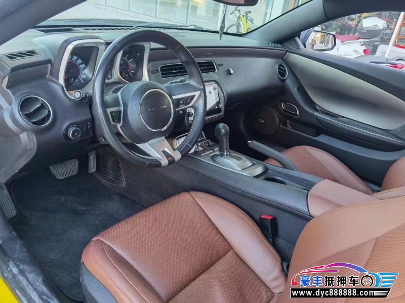 11年雪佛兰科迈罗轿车抵押车出售