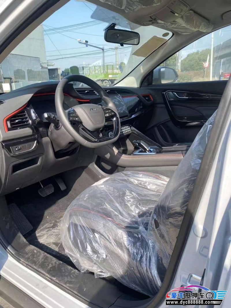 22年东风风神AX7轿车抵押车出售