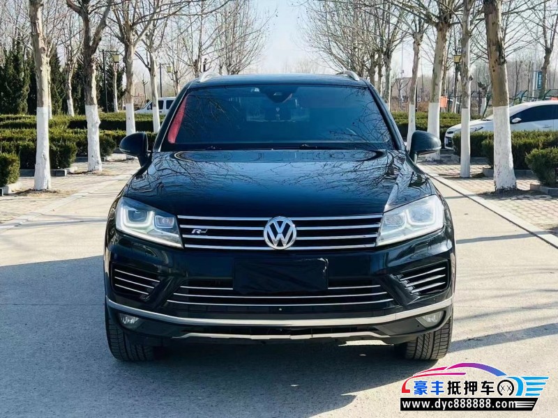 16年大众途锐轿车抵押车出售