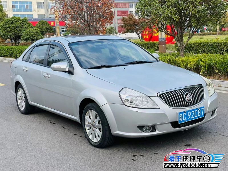 11年别克凯越轿车抵押车出售