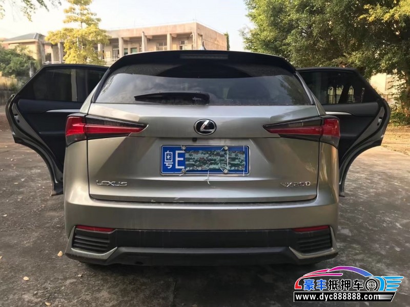 18年雷克萨斯NX轿车抵押车出售