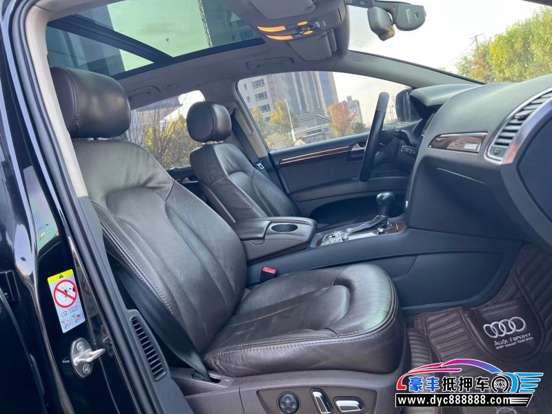 12年奥迪Q7SUV抵押车出售