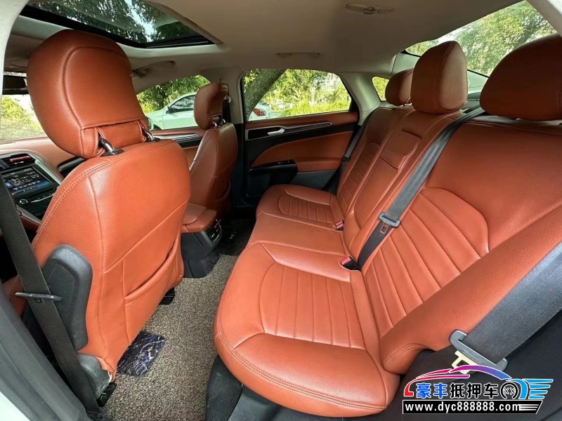 13年福特蒙迪欧轿车抵押车出售