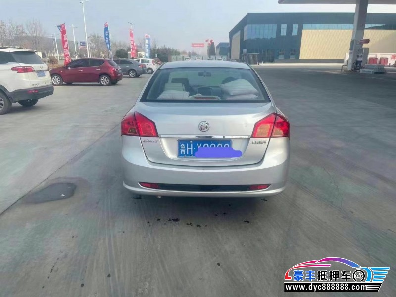 16年别克凯越轿车抵押车出售