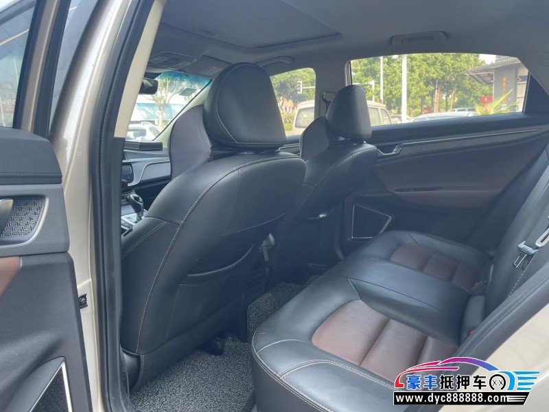 18年吉利帝豪轿车抵押车出售