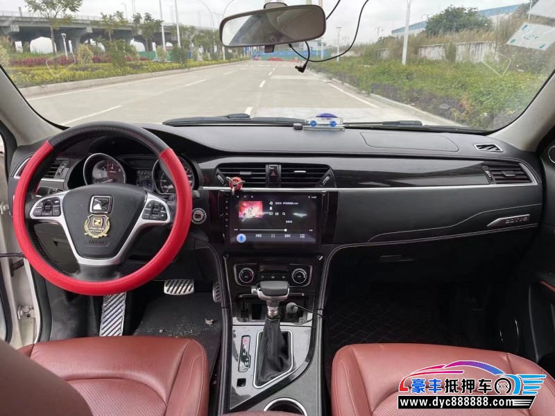 17年众泰T600轿车抵押车出售