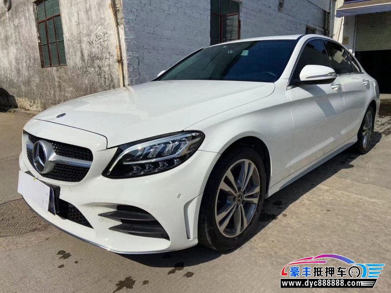 20年奔驰C轿车抵押车出售