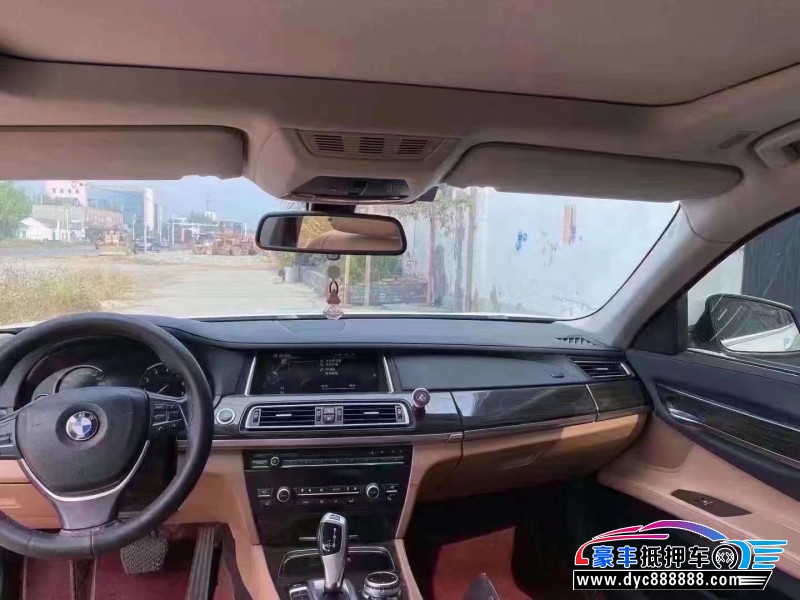 14年宝马7系轿车抵押车出售