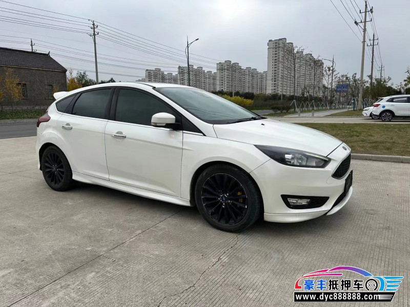 17年福特福克斯轿车抵押车出售
