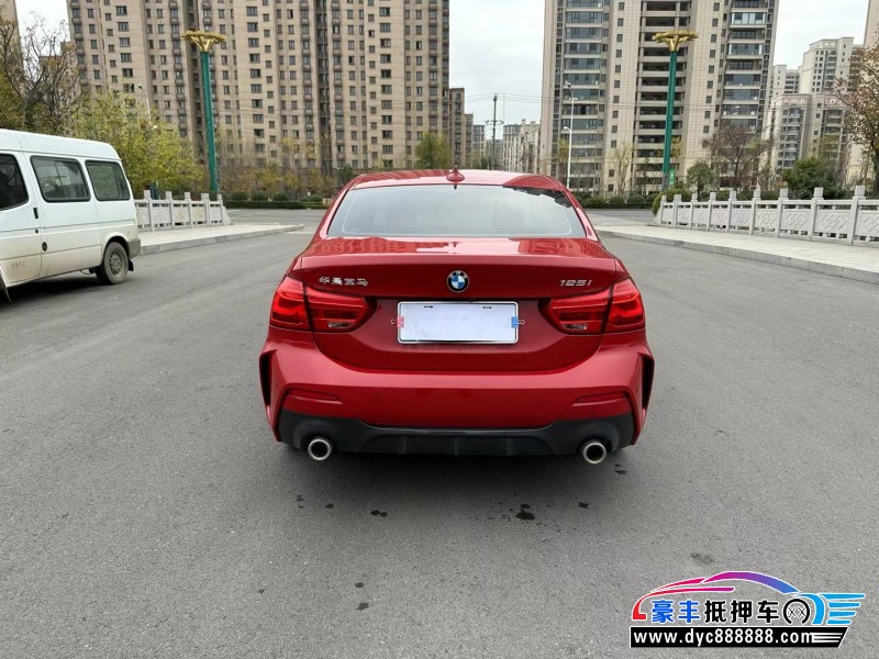 19年宝马1系轿车抵押车出售