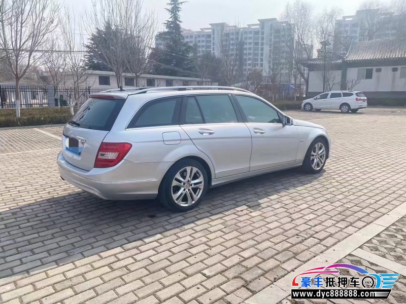 12年奔驰C级轿车抵押车出售