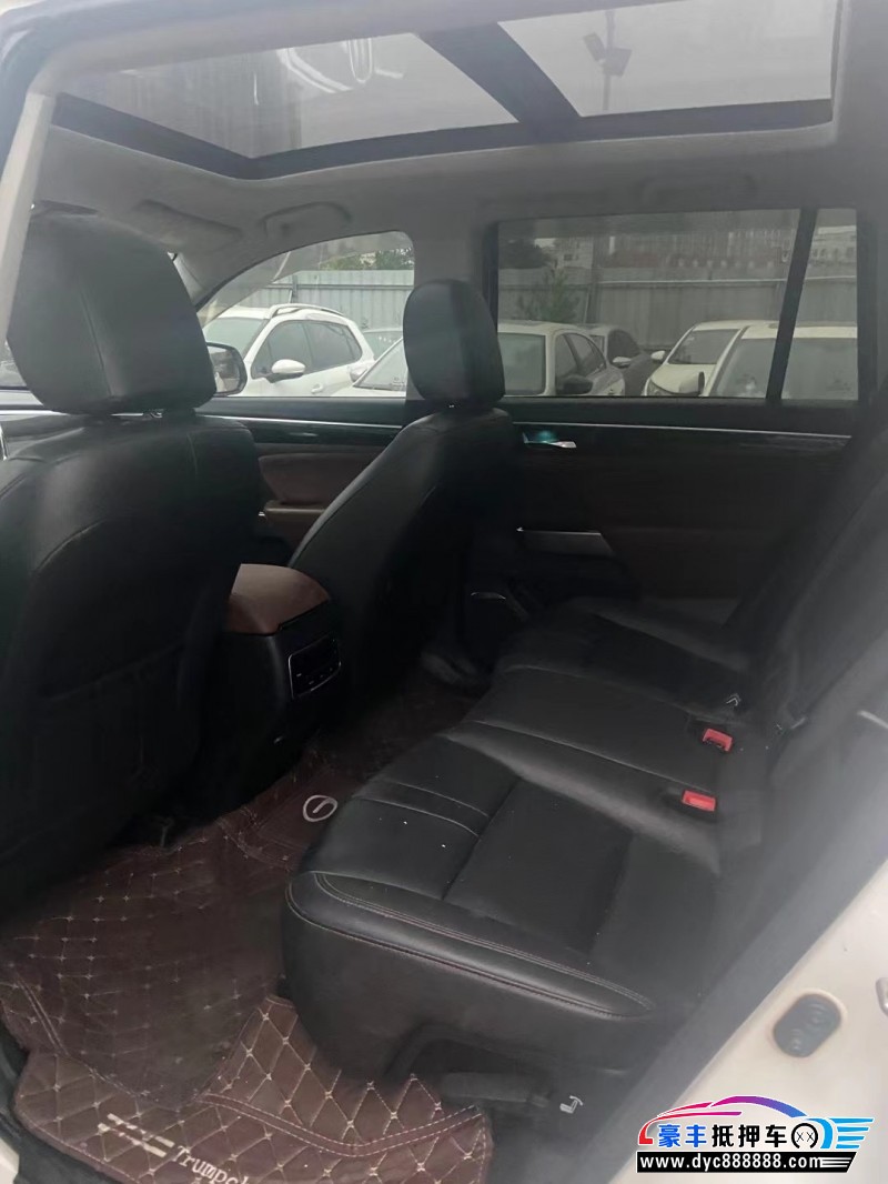 17年传祺GS8轿车抵押车出售