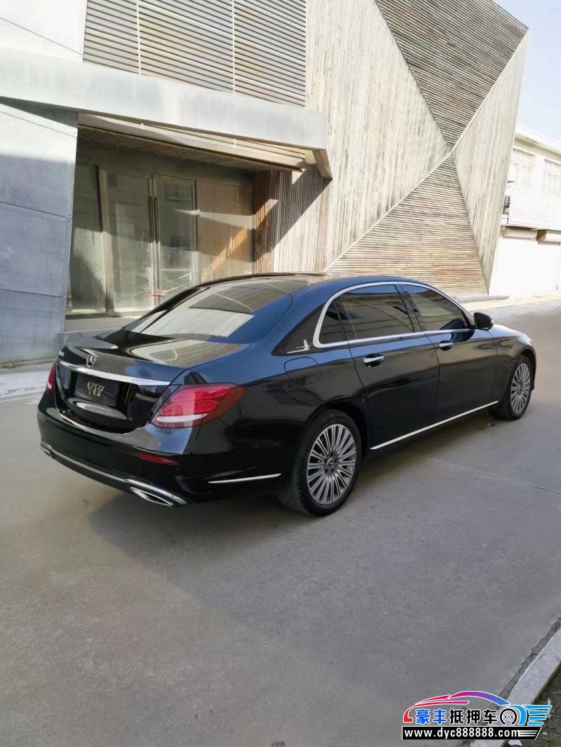 20年奔驰E轿车抵押车出售