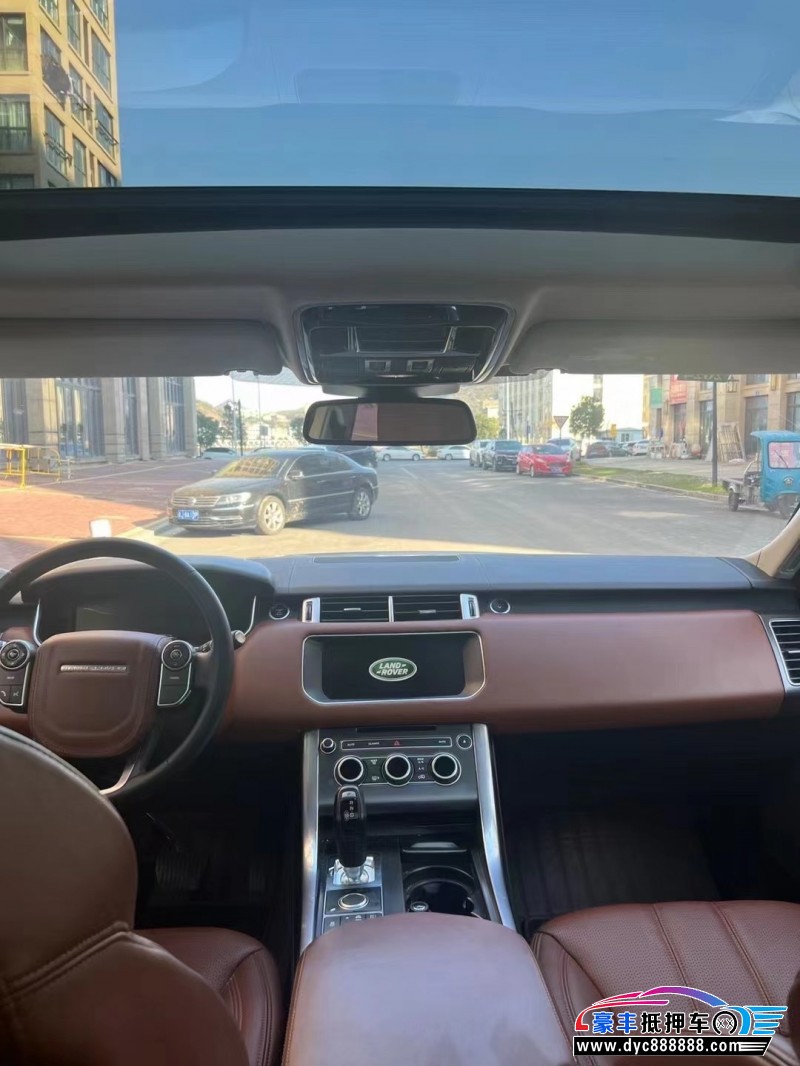 18年路虎揽胜运动轿车抵押车出售