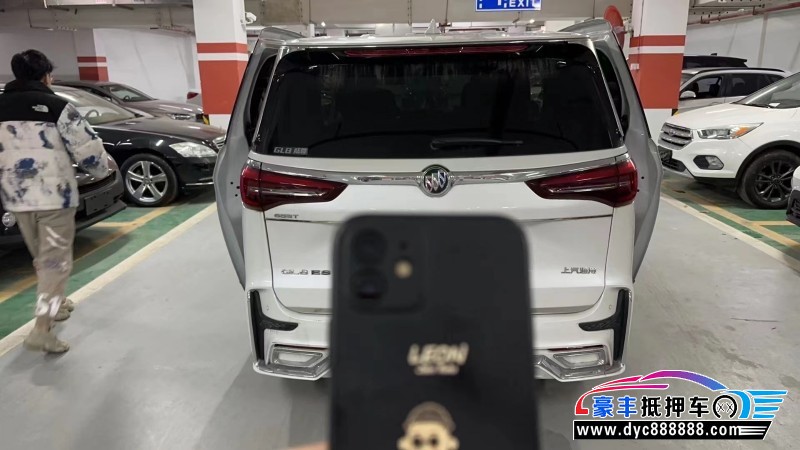 21年别克GL8轿车抵押车出售