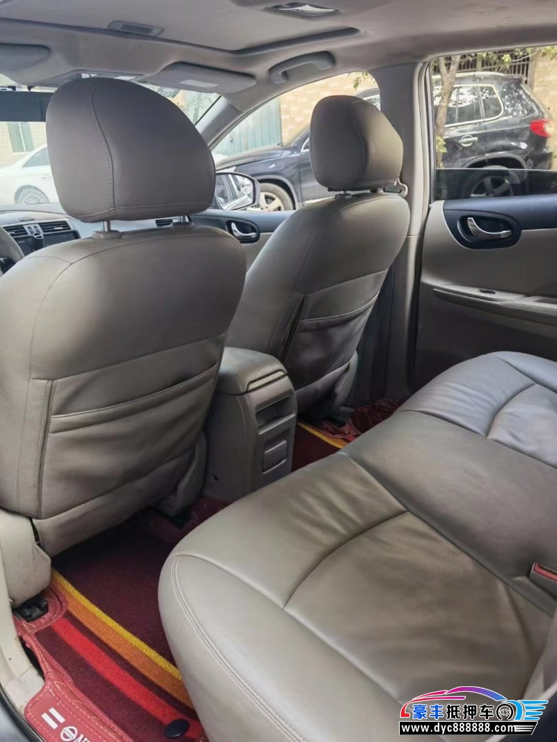 14年日产骐达轿车抵押车出售