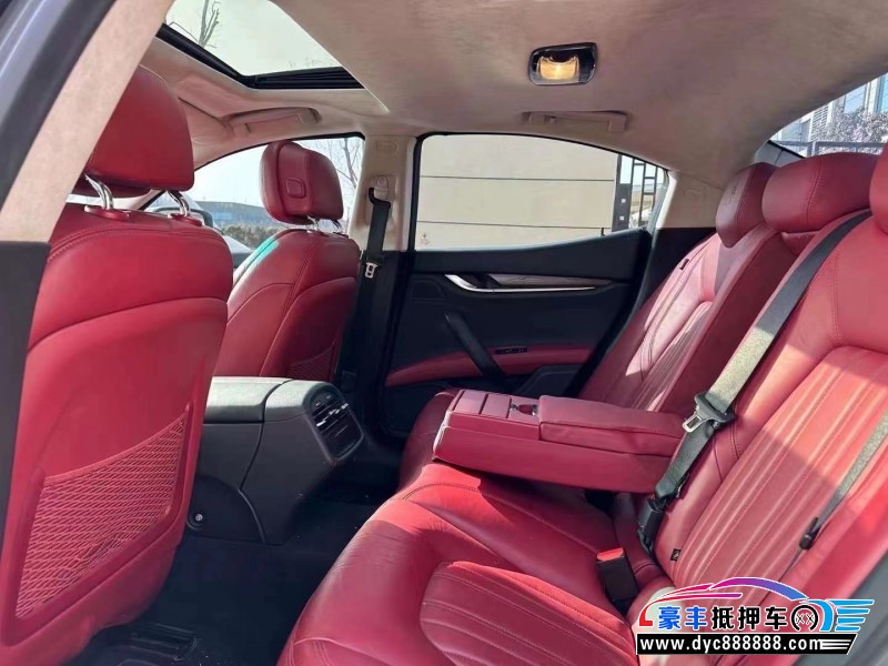 17年玛莎拉蒂Ghibli轿车抵押车出售