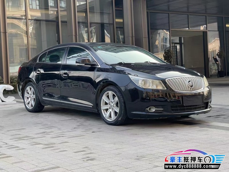 10年别克君越轿车抵押车出售