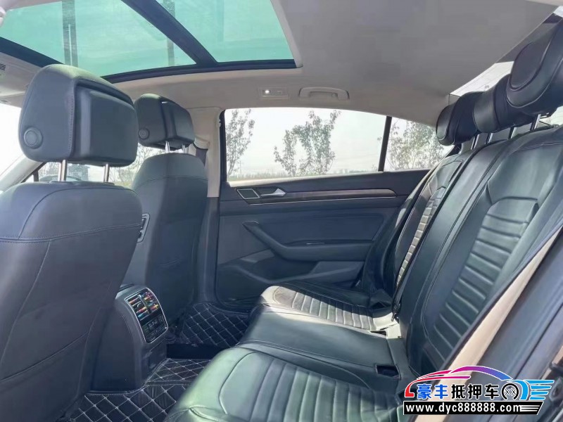 19年大众迈腾轿车抵押车出售