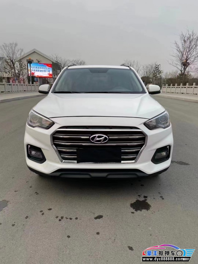 19年现代ix35轿车抵押车出售