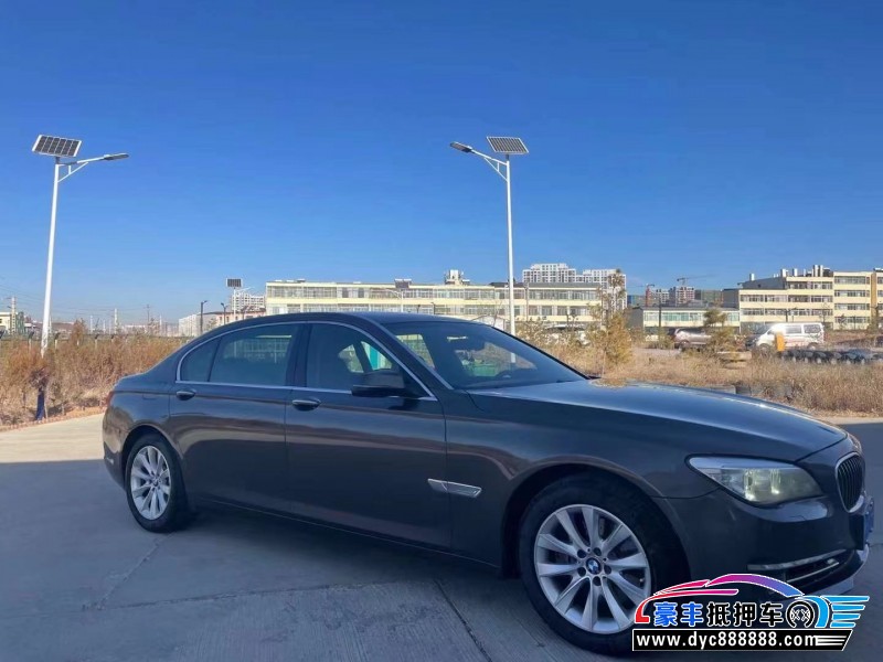 13年宝马7系轿车抵押车出售