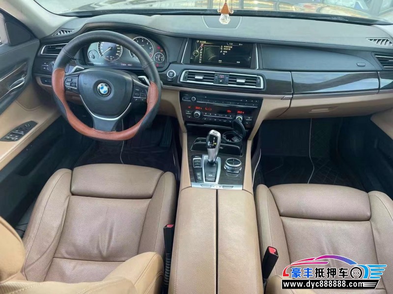 13年宝马7系轿车抵押车出售