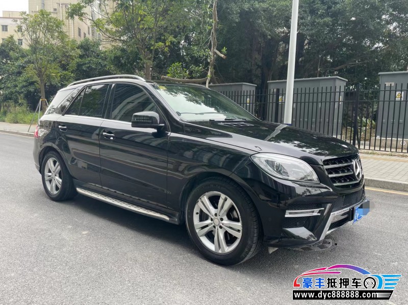15年奔驰ML轿车抵押车出售