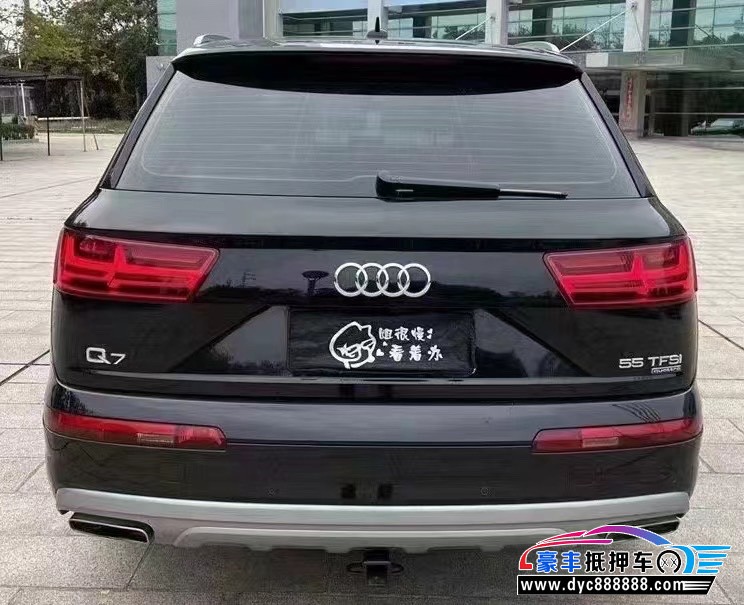 19年奥迪Q7轿车抵押车出售