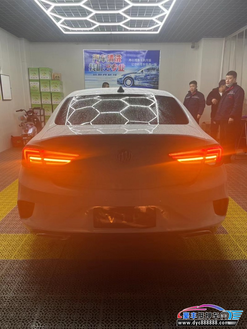 20年别克君威轿车抵押车出售