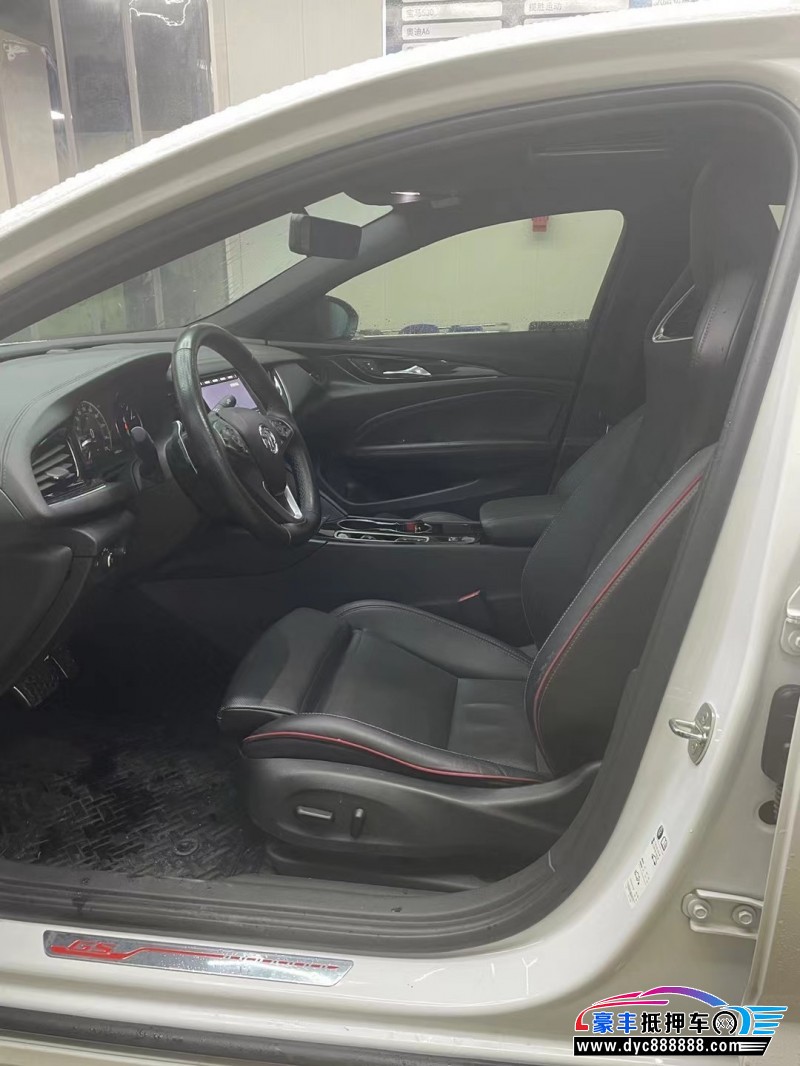 20年别克君威轿车抵押车出售