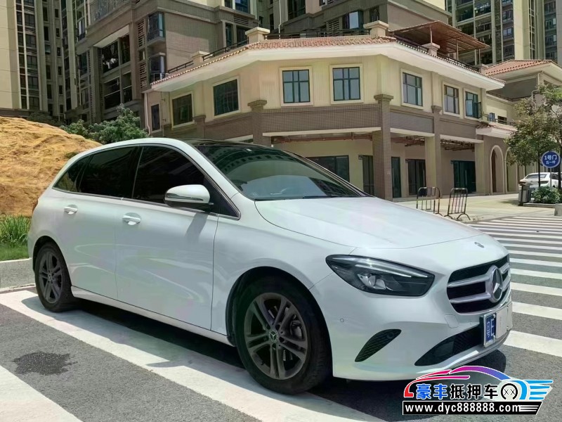 20年奔驰B轿车抵押车出售