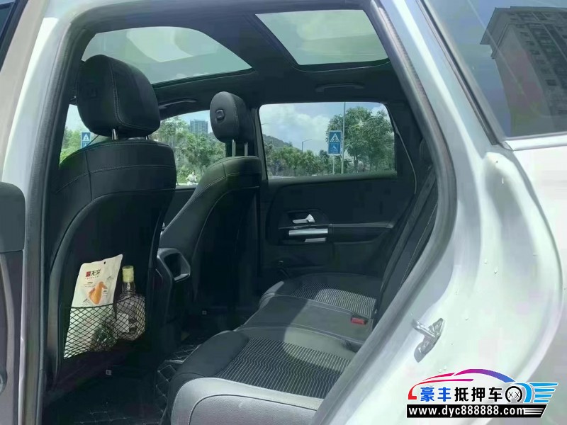 20年奔驰B轿车抵押车出售