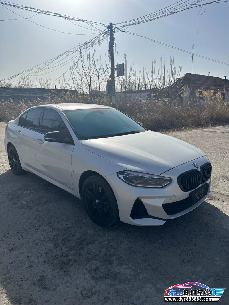 21年宝马1系轿车抵押车出售