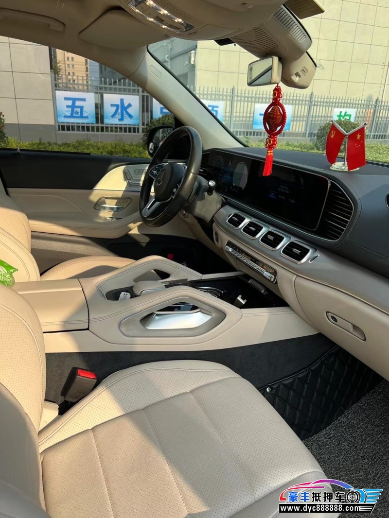 20年奔驰GLE轿车抵押车出售