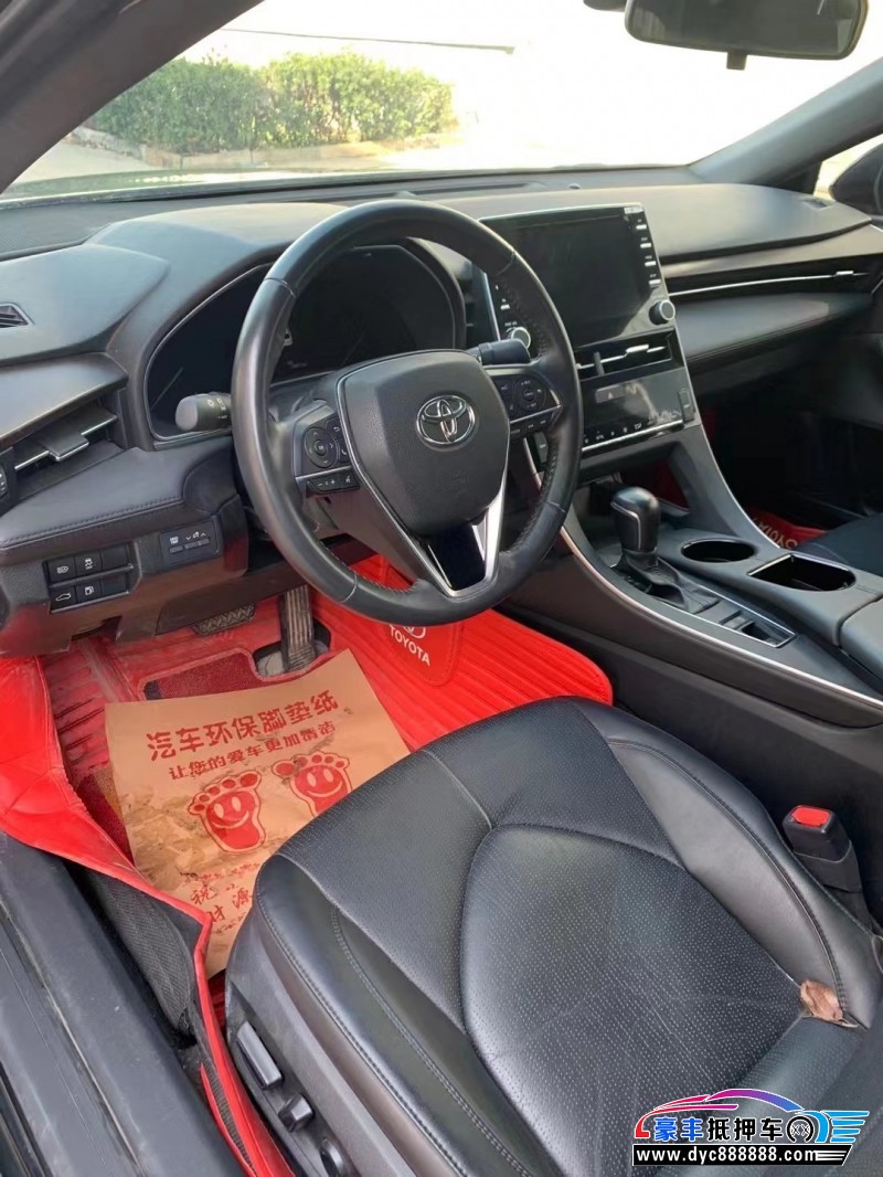 20年丰田亚洲龙轿车抵押车出售