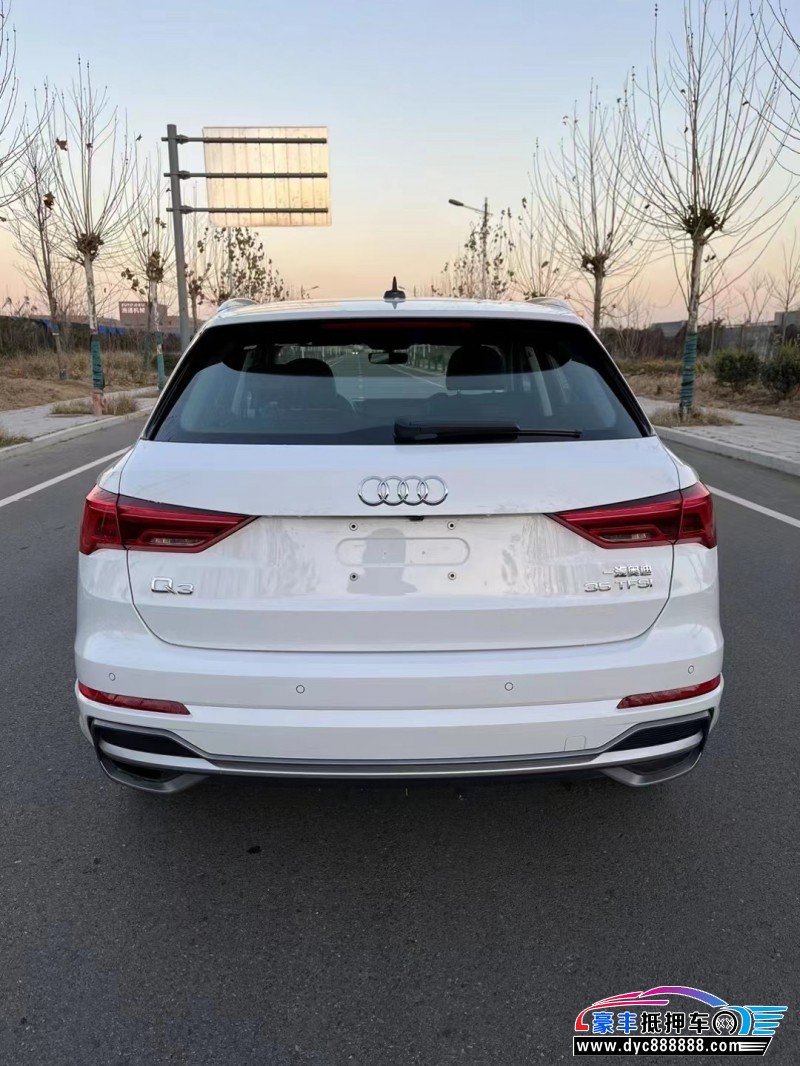 22年奥迪Q3轿车抵押车出售