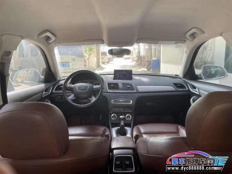 15年奥迪Q3轿车抵押车出售