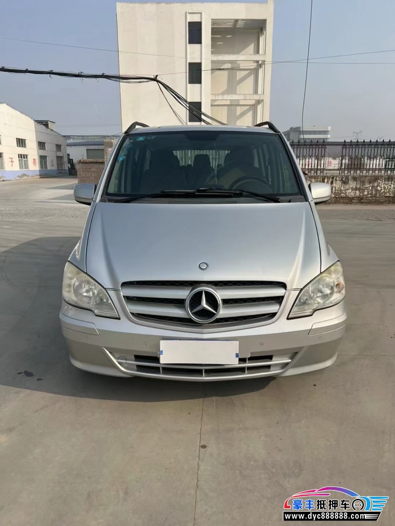 12年奔驰威霆SUV抵押车出售