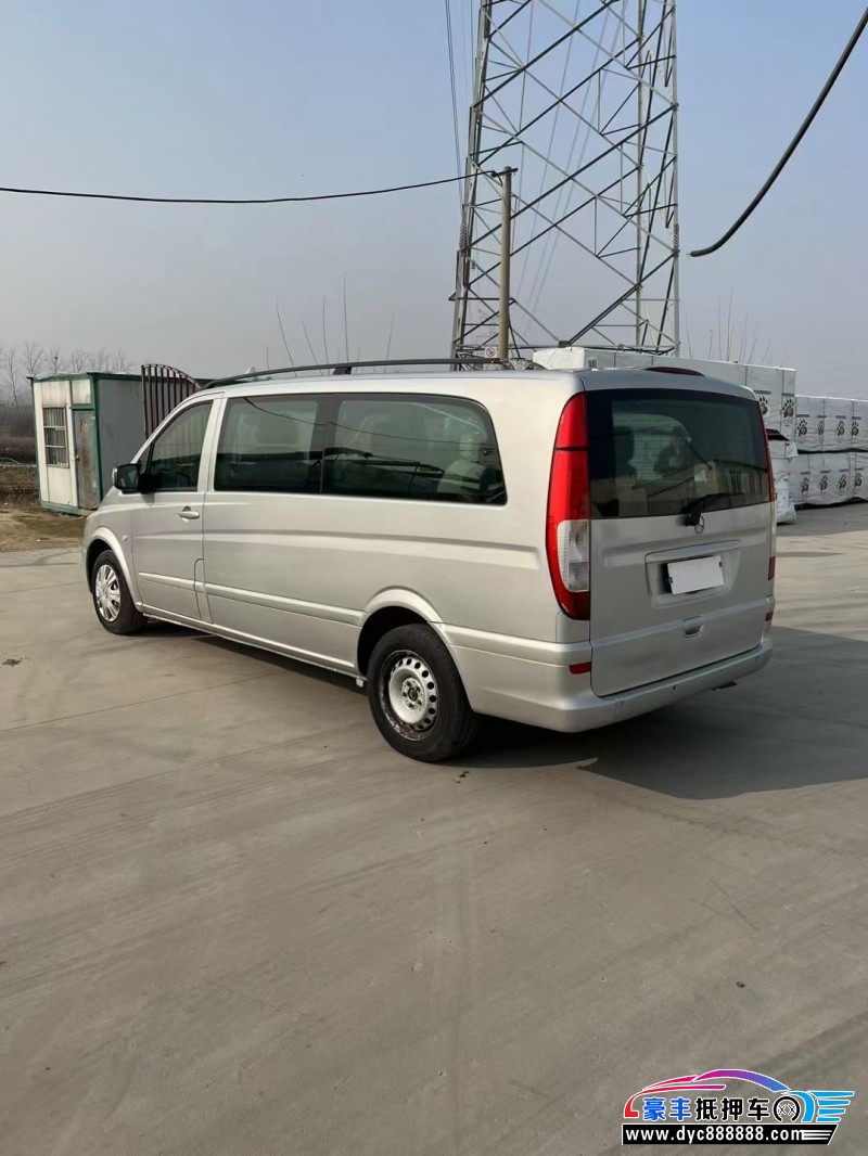 12年奔驰威霆SUV抵押车出售