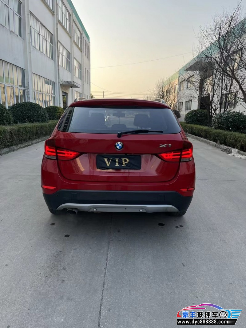 13年宝马X1轿车抵押车出售