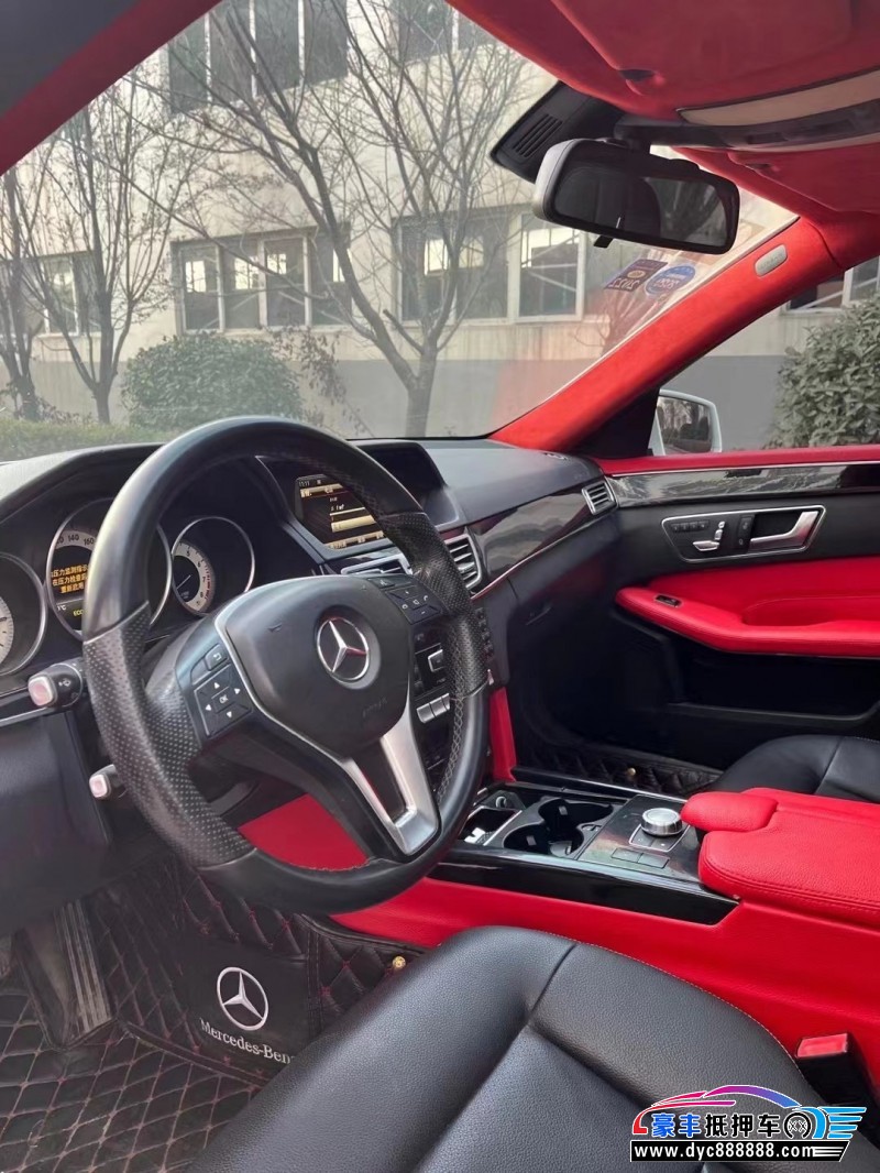 14年奔驰E轿车抵押车出售