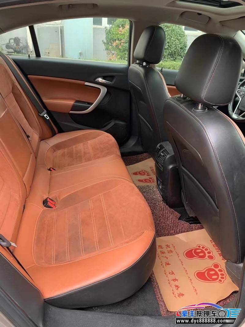 15年别克君威轿车抵押车出售