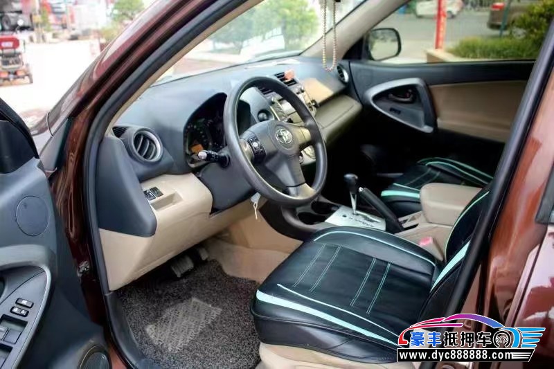 12年丰田RAV4轿车抵押车出售