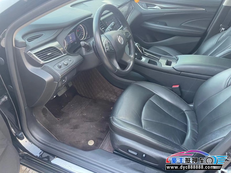 20年别克君越轿车抵押车出售