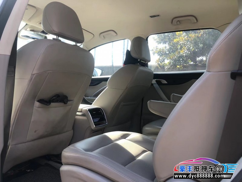 19年吉利嘉际轿车抵押车出售