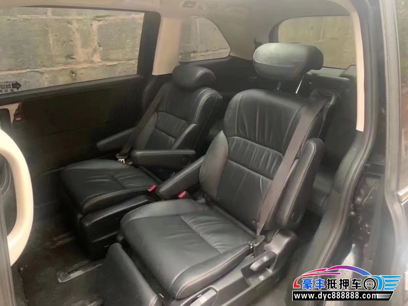 18年本田艾力绅轿车抵押车出售