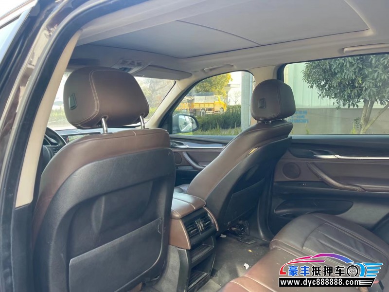 14年宝马X5轿车抵押车出售