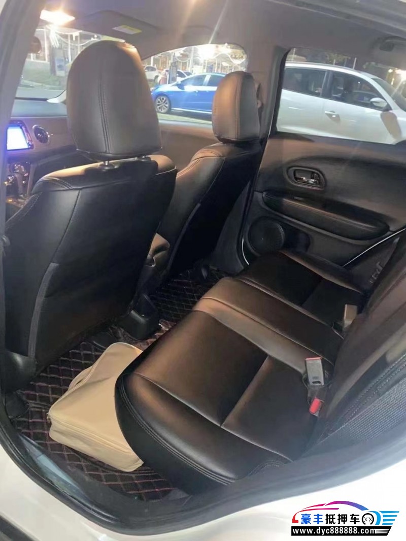 17年本田XRV轿车抵押车出售