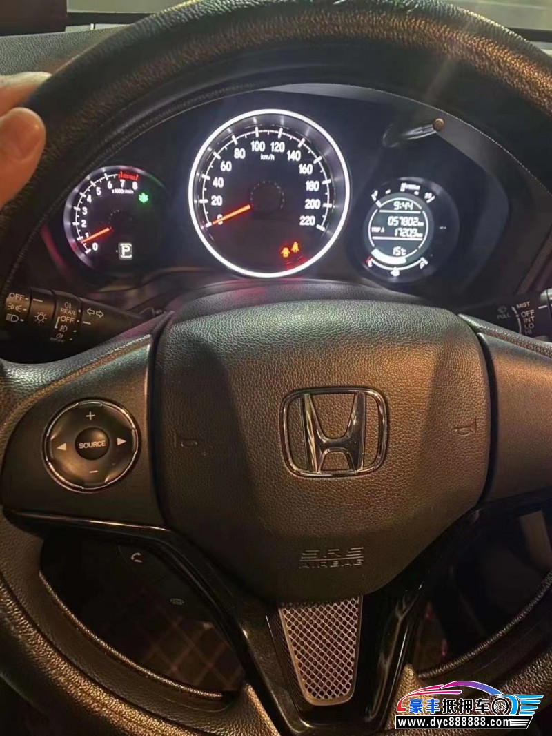 17年本田XRV轿车抵押车出售