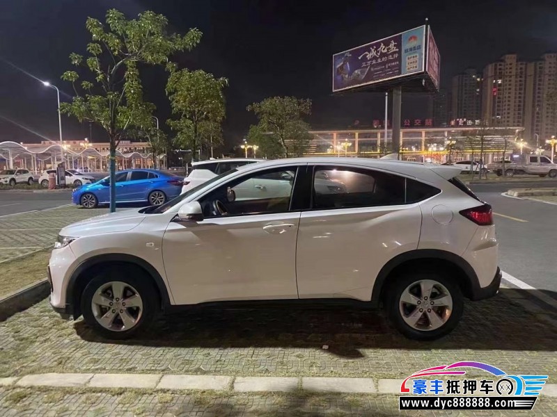 17年本田XRV轿车抵押车出售